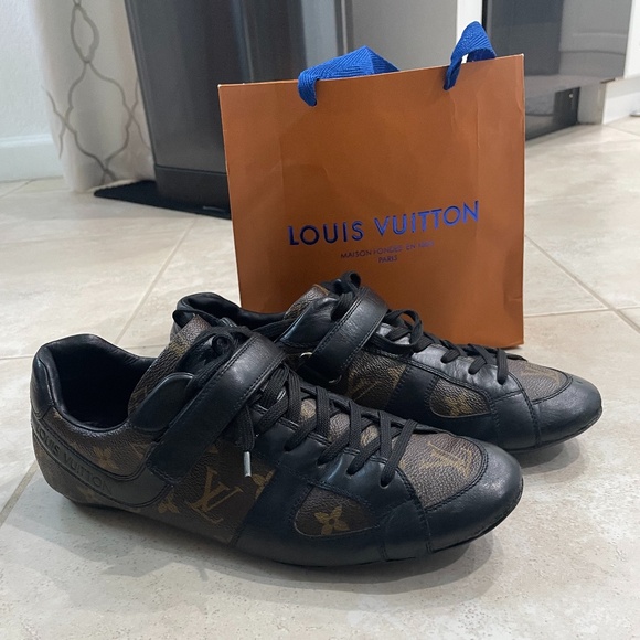 Louis Vuitton Men's Sneakers - Picture 1 of 11
